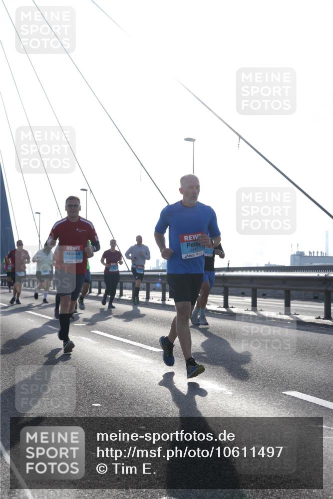 03.10.2026 - Köhlbrandbrückenlauf Tim E. http://msf.ph/oto/10611497 03.10.2026 09:27:08 Position 1 1554, 2417 meine-sportfotos.de