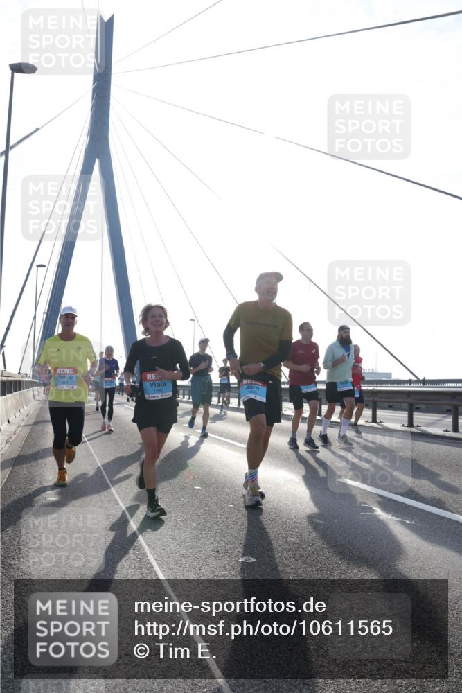 03.10.2026 - Köhlbrandbrückenlauf Tim E. http://msf.ph/oto/10611565 03.10.2026 09:27:13 Position 1 1591 meine-sportfotos.de