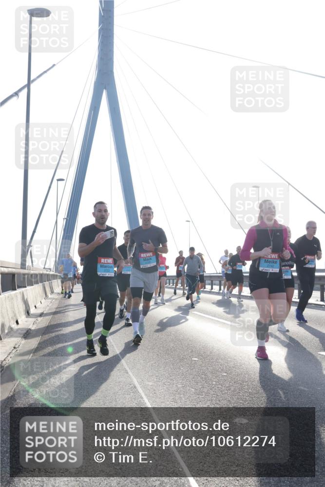 03.10.2026 - Köhlbrandbrückenlauf Tim E. http://msf.ph/oto/10612274 03.10.2026 09:28:15 Position 1 2742, 71 meine-sportfotos.de