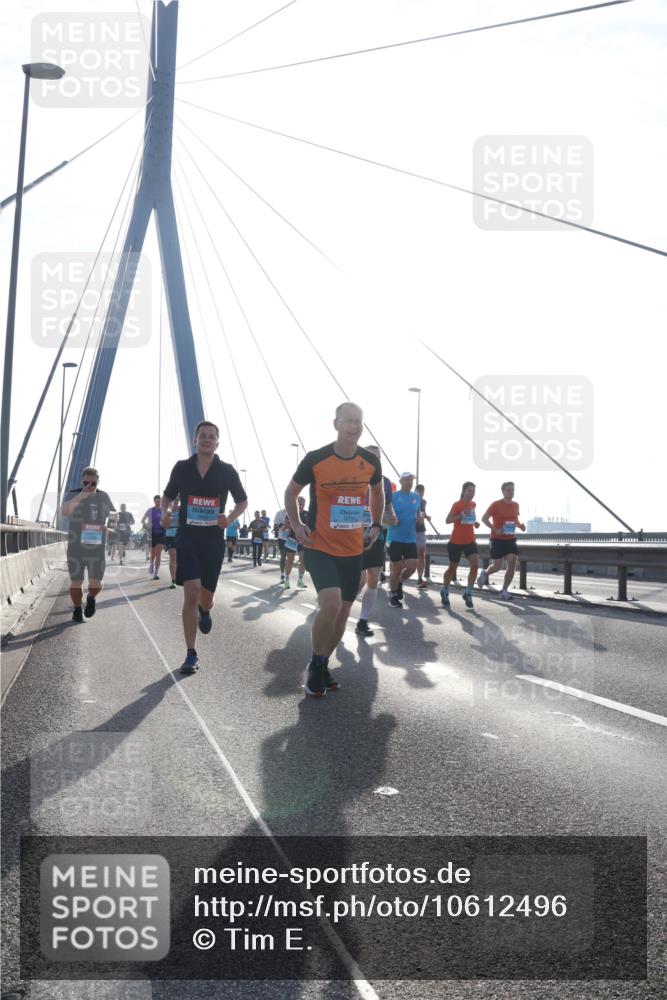 03.10.2026 - Köhlbrandbrückenlauf Tim E. http://msf.ph/oto/10612496 03.10.2026 09:28:33 Position 1 3759 meine-sportfotos.de