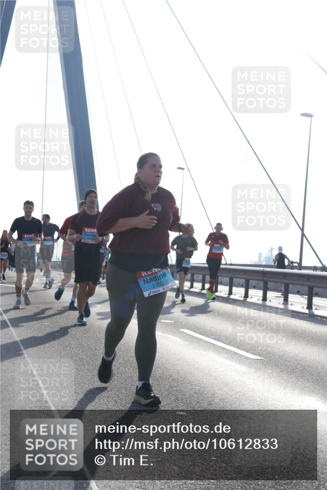 03.10.2026 - Köhlbrandbrückenlauf Tim E. http://msf.ph/oto/10612833 03.10.2026 09:29:03 Position 1 2350 meine-sportfotos.de