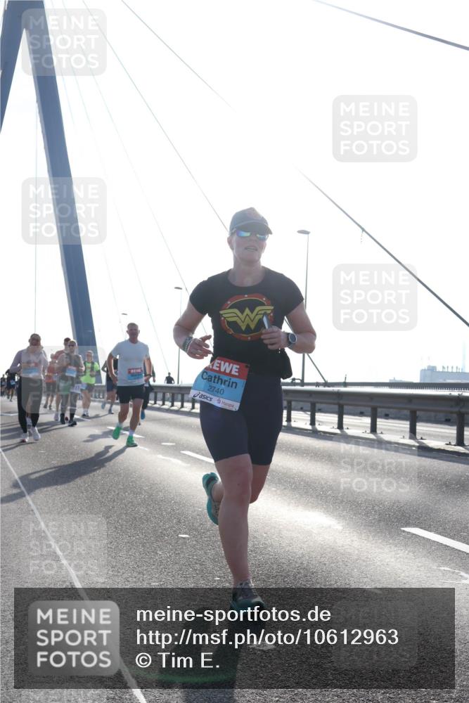 03.10.2026 - Köhlbrandbrückenlauf Tim E. http://msf.ph/oto/10612963 03.10.2026 09:29:15 Position 1 2740 meine-sportfotos.de