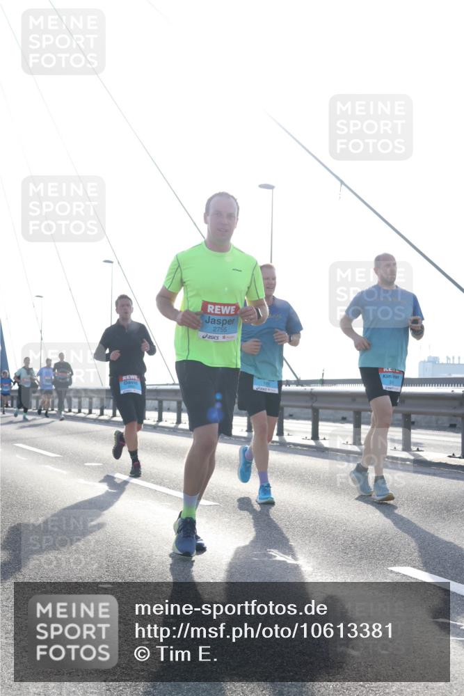 03.10.2026 - Köhlbrandbrückenlauf Tim E. http://msf.ph/oto/10613381 03.10.2026 09:29:51 Position 1 2755 meine-sportfotos.de