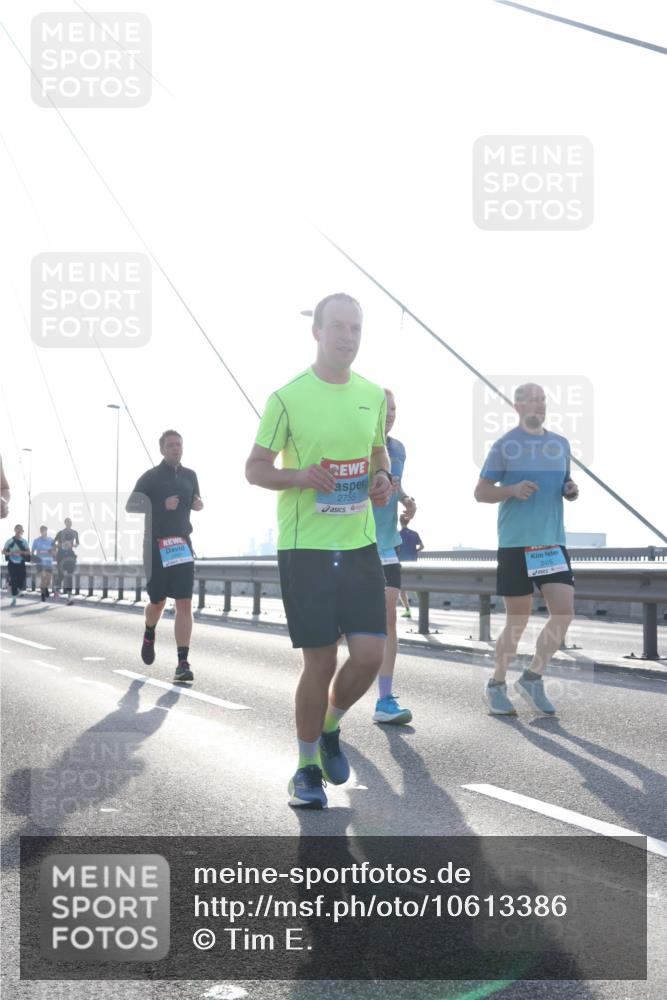 03.10.2026 - Köhlbrandbrückenlauf Tim E. http://msf.ph/oto/10613386 03.10.2026 09:29:52 Position 1 2755, 2415 meine-sportfotos.de