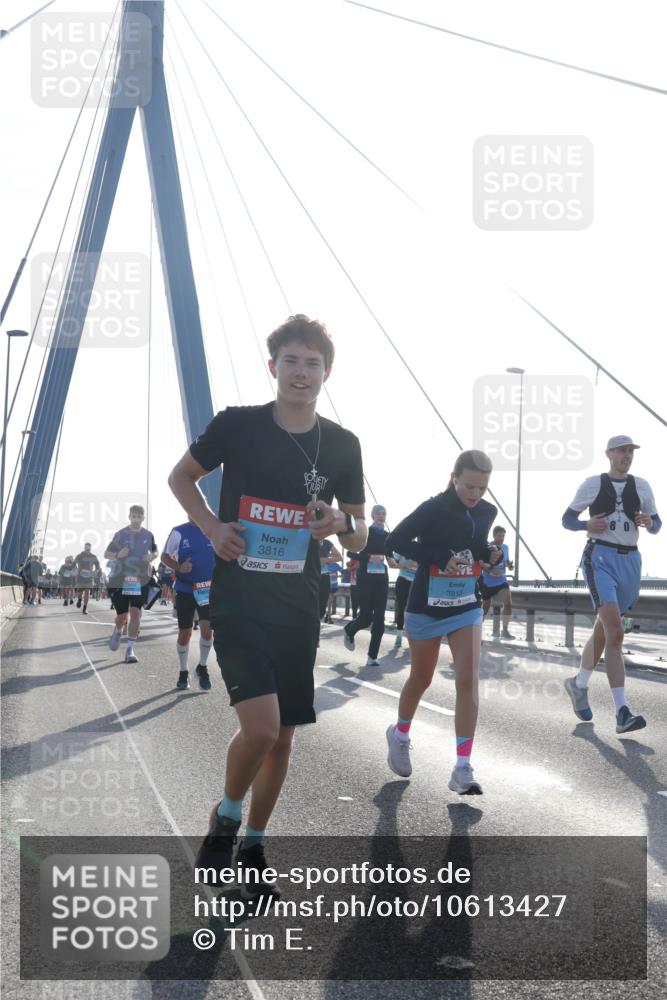 03.10.2026 - Köhlbrandbrückenlauf Tim E. http://msf.ph/oto/10613427 03.10.2026 09:29:56 Position 1 3816, 3813 meine-sportfotos.de