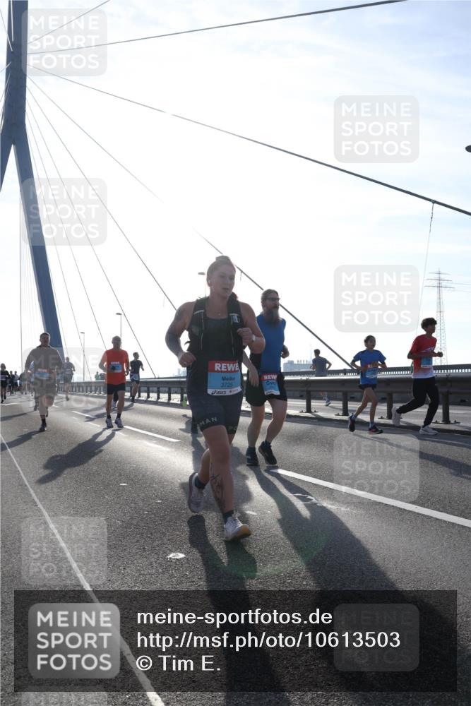 03.10.2026 - Köhlbrandbrückenlauf Tim E. http://msf.ph/oto/10613503 03.10.2026 09:30:02 Position 1 3725 meine-sportfotos.de