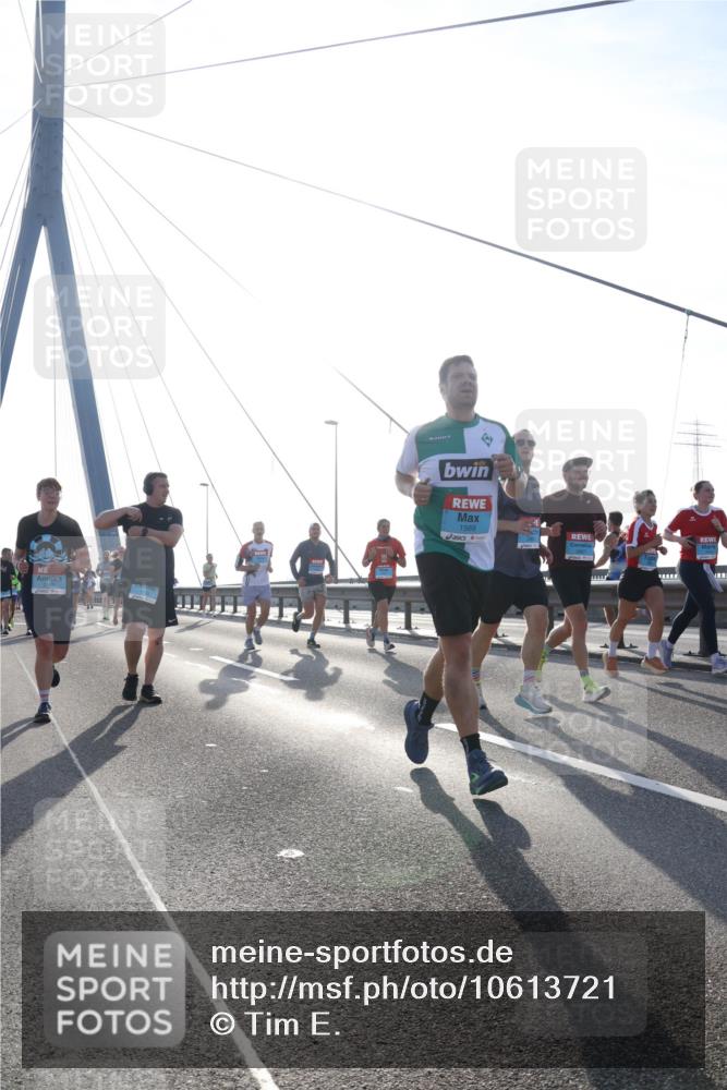 03.10.2026 - Köhlbrandbrückenlauf Tim E. http://msf.ph/oto/10613721 03.10.2026 09:30:22 Position 1 1569 meine-sportfotos.de
