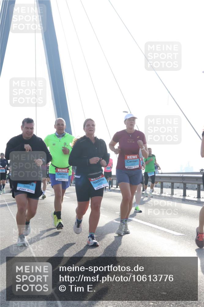 03.10.2026 - Köhlbrandbrückenlauf Tim E. http://msf.ph/oto/10613776 03.10.2026 09:30:26 Position 1 2433, 42, 195, 1503, 2457, 1217 meine-sportfotos.de