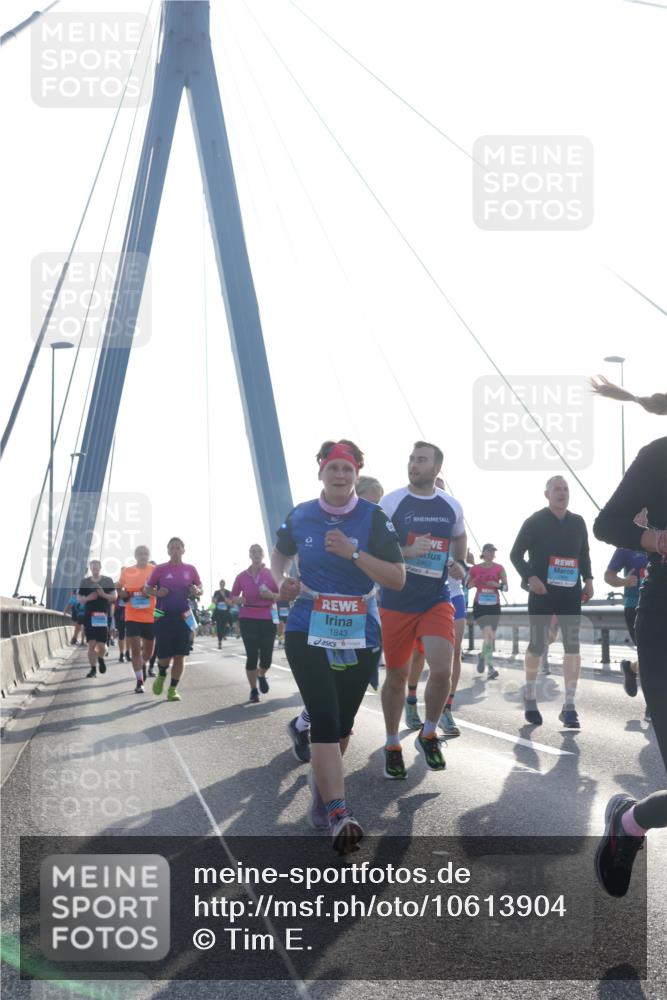 03.10.2026 - Köhlbrandbrückenlauf Tim E. http://msf.ph/oto/10613904 03.10.2026 09:30:34 Position 1 1843 meine-sportfotos.de