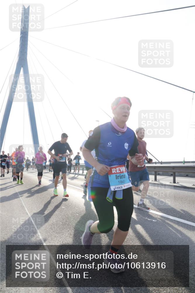 03.10.2026 - Köhlbrandbrückenlauf Tim E. http://msf.ph/oto/10613916 03.10.2026 09:30:36 Position 1 1843 meine-sportfotos.de
