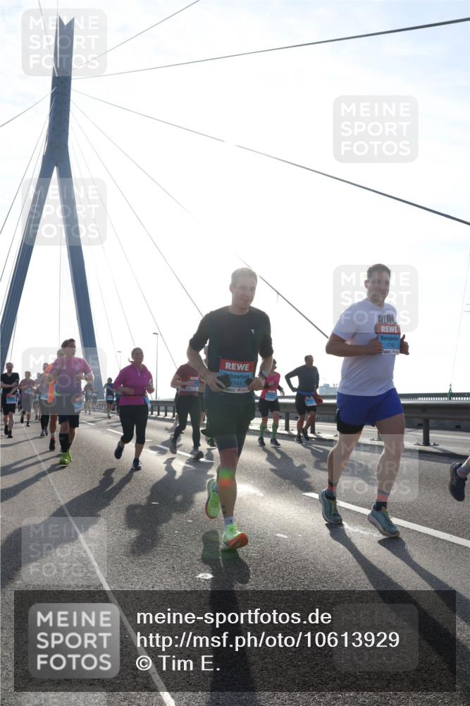 03.10.2026 - Köhlbrandbrückenlauf Tim E. http://msf.ph/oto/10613929 03.10.2026 09:30:37 Position 1 1741, 1740 meine-sportfotos.de