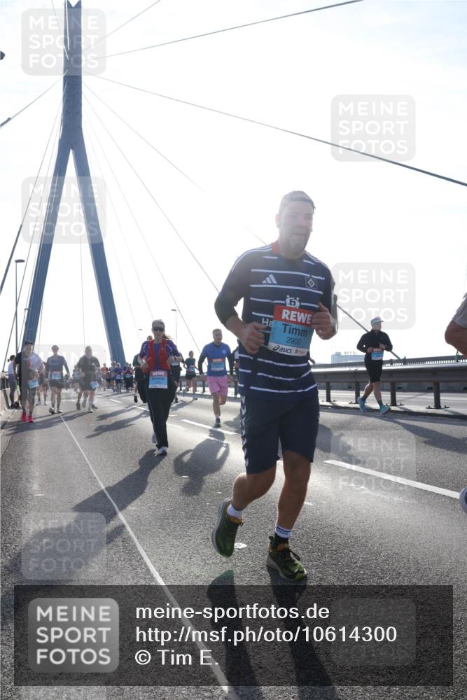 03.10.2026 - Köhlbrandbrückenlauf Tim E. http://msf.ph/oto/10614300 03.10.2026 09:31:05 Position 1 2900 meine-sportfotos.de