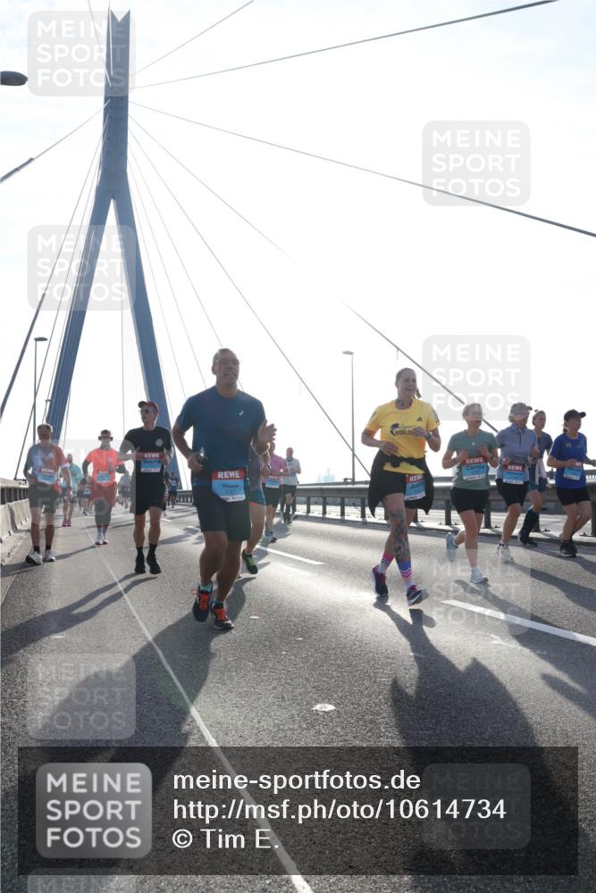 03.10.2026 - Köhlbrandbrückenlauf Tim E. http://msf.ph/oto/10614734 03.10.2026 09:31:40 Position 1 3767 meine-sportfotos.de