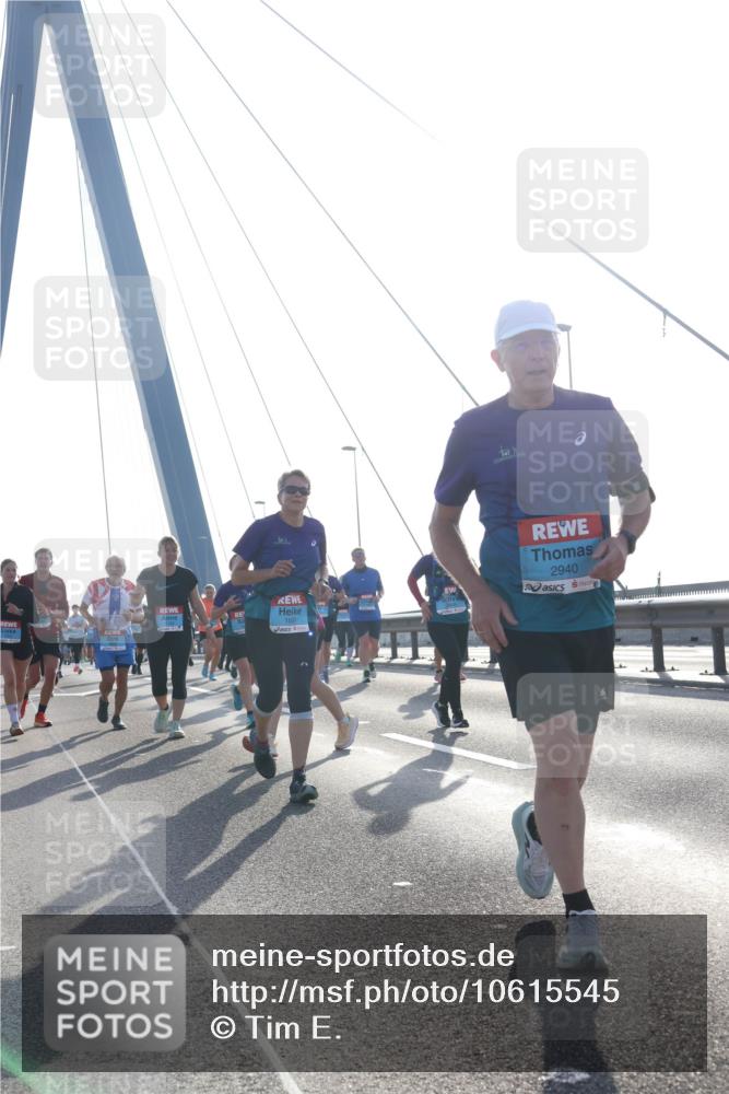 03.10.2026 - Köhlbrandbrückenlauf Tim E. http://msf.ph/oto/10615545 03.10.2026 09:32:37 Position 1 1691, 2940 meine-sportfotos.de