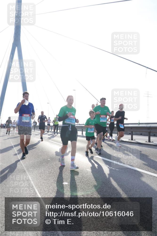 03.10.2026 - Köhlbrandbrückenlauf Tim E. http://msf.ph/oto/10616046 03.10.2026 09:33:22 Position 1 1763 meine-sportfotos.de