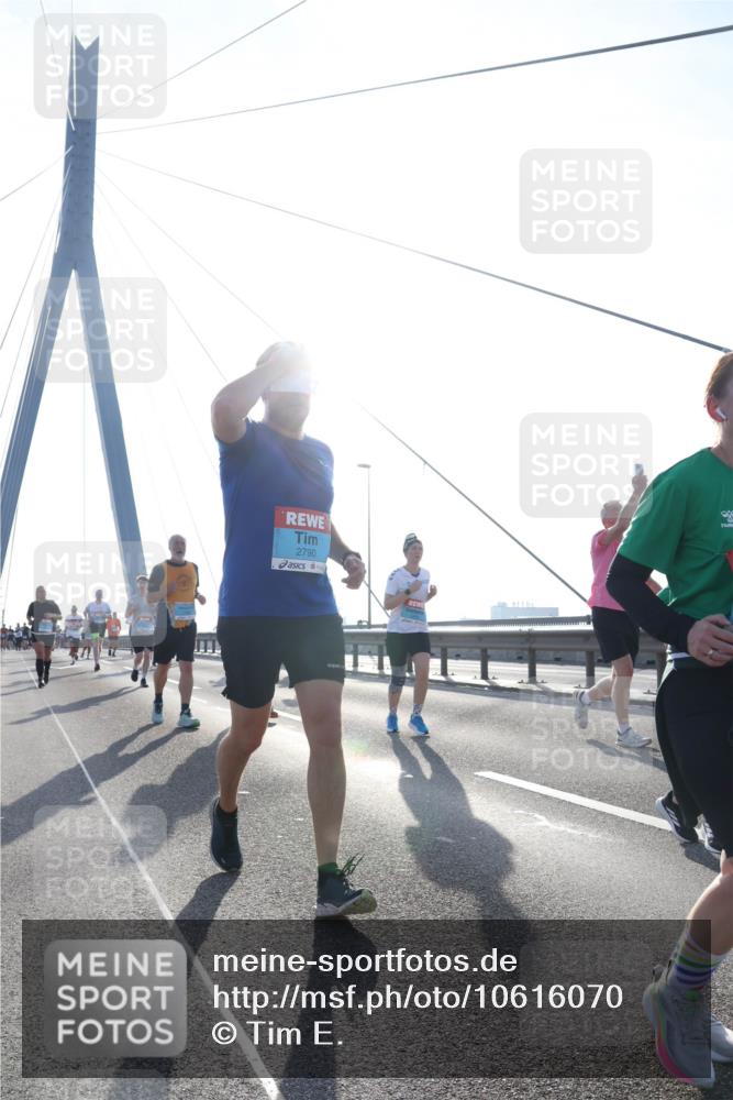 03.10.2026 - Köhlbrandbrückenlauf Tim E. http://msf.ph/oto/10616070 03.10.2026 09:33:23 Position 1 2790 meine-sportfotos.de