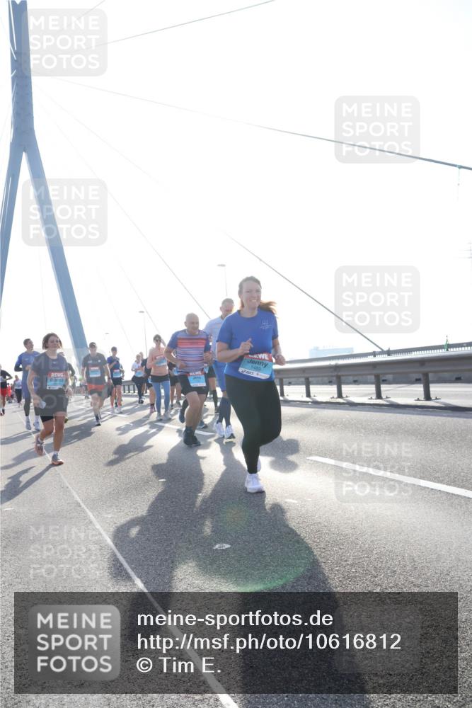 03.10.2026 - Köhlbrandbrückenlauf Tim E. http://msf.ph/oto/10616812 03.10.2026 09:34:14 Position 1 1489 meine-sportfotos.de