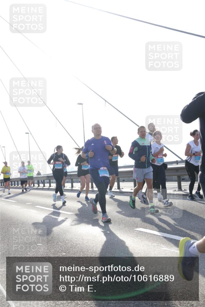 03.10.2026 - Köhlbrandbrückenlauf Tim E. http://msf.ph/oto/10616889 03.10.2026 09:34:18 Position 1 1408 meine-sportfotos.de