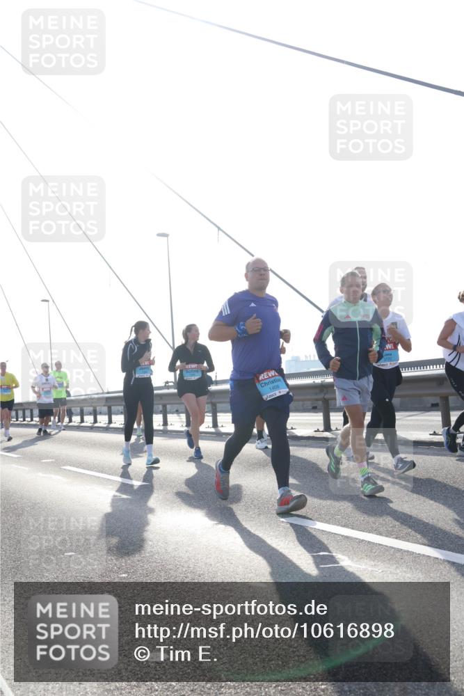 03.10.2026 - Köhlbrandbrückenlauf Tim E. http://msf.ph/oto/10616898 03.10.2026 09:34:19 Position 1 2, 1408 meine-sportfotos.de