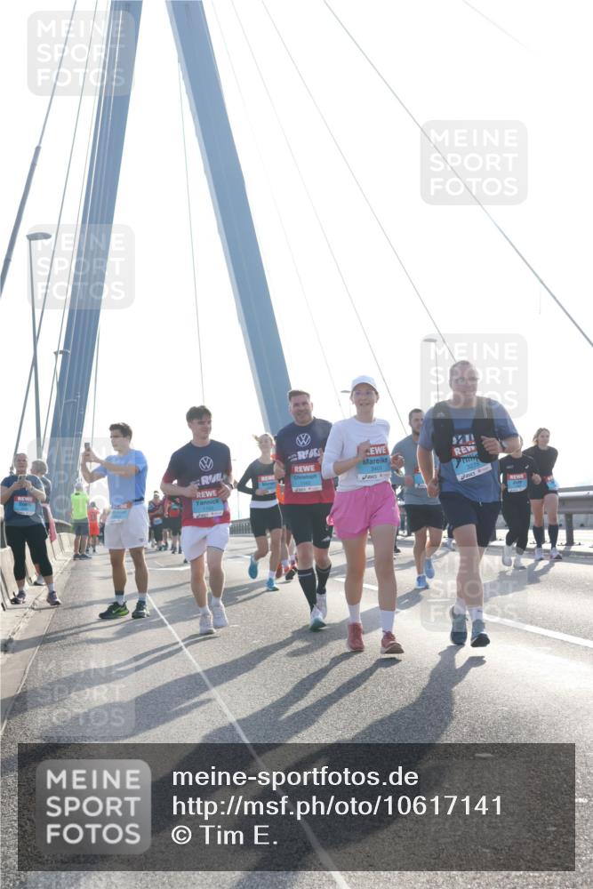 03.10.2026 - Köhlbrandbrückenlauf Tim E. http://msf.ph/oto/10617141 03.10.2026 09:34:37 Position 1 970, 3401 meine-sportfotos.de