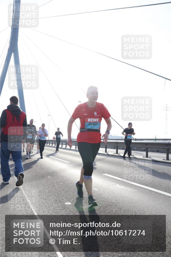 03.10.2026 - Köhlbrandbrückenlauf Tim E. http://msf.ph/oto/10617274 03.10.2026 09:34:50 Position 1 19, 1511 meine-sportfotos.de