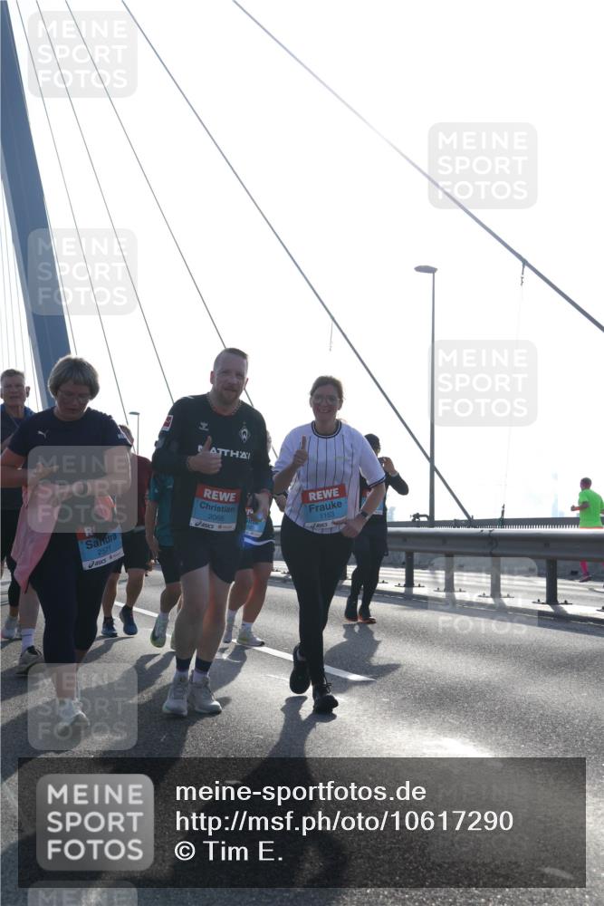 03.10.2026 - Köhlbrandbrückenlauf Tim E. http://msf.ph/oto/10617290 03.10.2026 09:34:51 Position 1 2571, 2066, 1153 meine-sportfotos.de