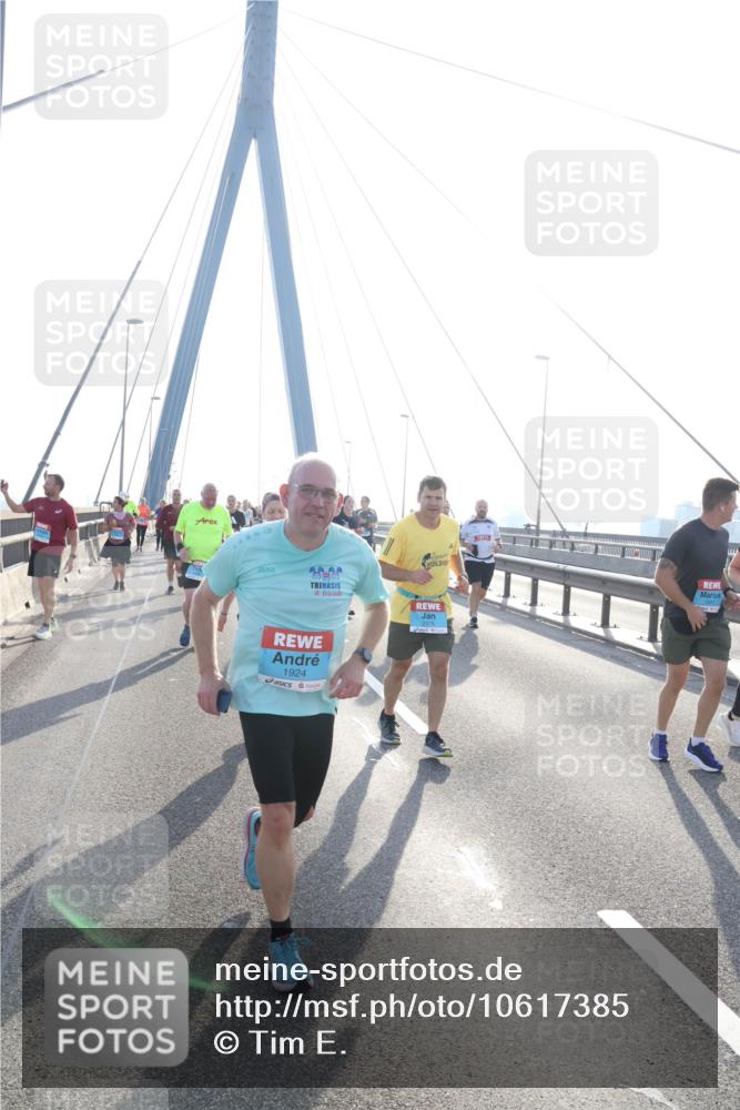 03.10.2026 - Köhlbrandbrückenlauf Tim E. http://msf.ph/oto/10617385 03.10.2026 09:35:04 Position 1 2020, 1924 meine-sportfotos.de