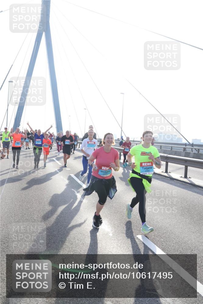 03.10.2026 - Köhlbrandbrückenlauf Tim E. http://msf.ph/oto/10617495 03.10.2026 09:35:12 Position 1 2358 meine-sportfotos.de
