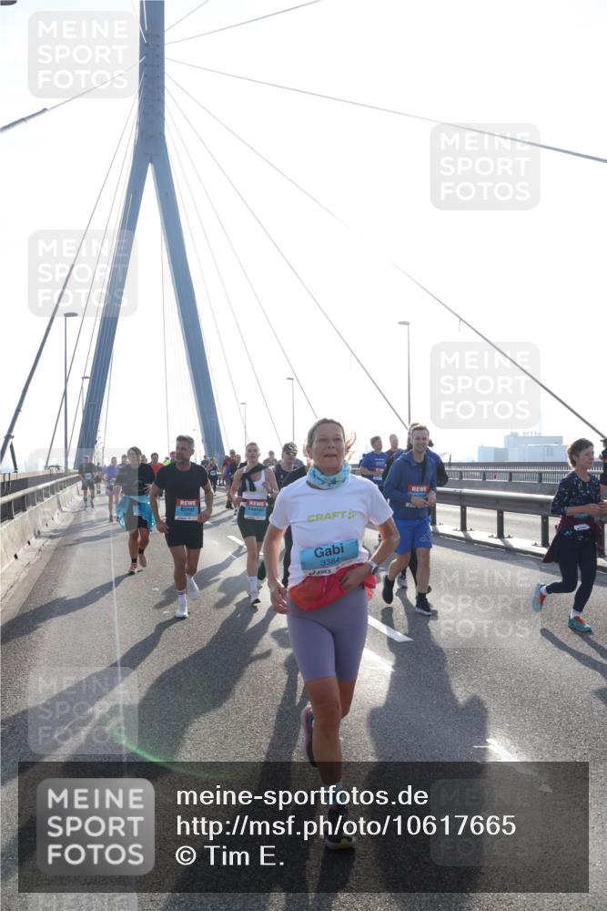 03.10.2026 - Köhlbrandbrückenlauf Tim E. http://msf.ph/oto/10617665 03.10.2026 09:35:35 Position 1 3384 meine-sportfotos.de