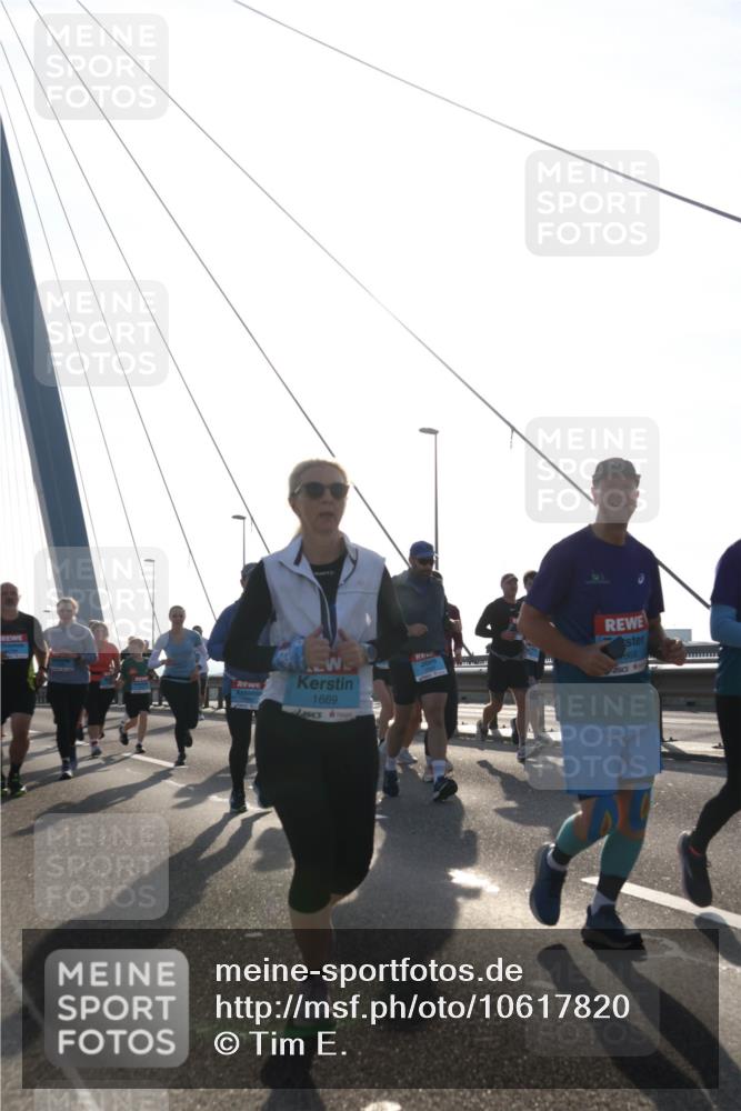 03.10.2026 - Köhlbrandbrückenlauf Tim E. http://msf.ph/oto/10617820 03.10.2026 09:35:48 Position 1 1669 meine-sportfotos.de
