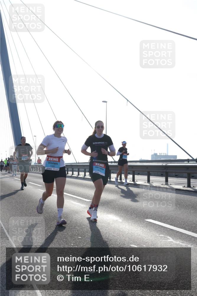03.10.2026 - Köhlbrandbrückenlauf Tim E. http://msf.ph/oto/10617932 03.10.2026 09:35:56 Position 1 1582 meine-sportfotos.de