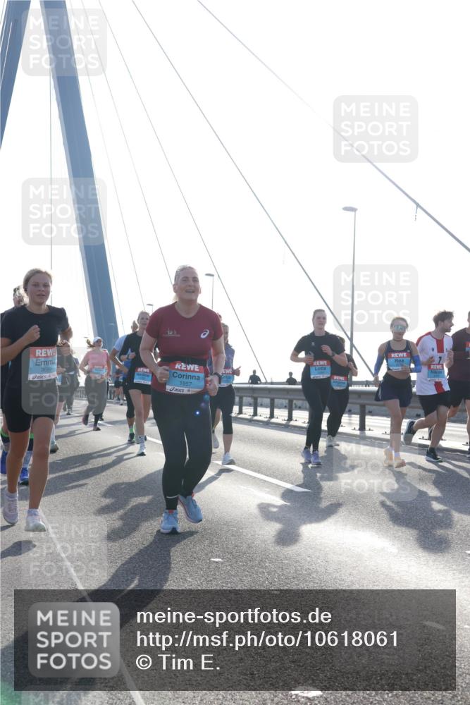 03.10.2026 - Köhlbrandbrückenlauf Tim E. http://msf.ph/oto/10618061 03.10.2026 09:36:06 Position 1 3689, 1957 meine-sportfotos.de