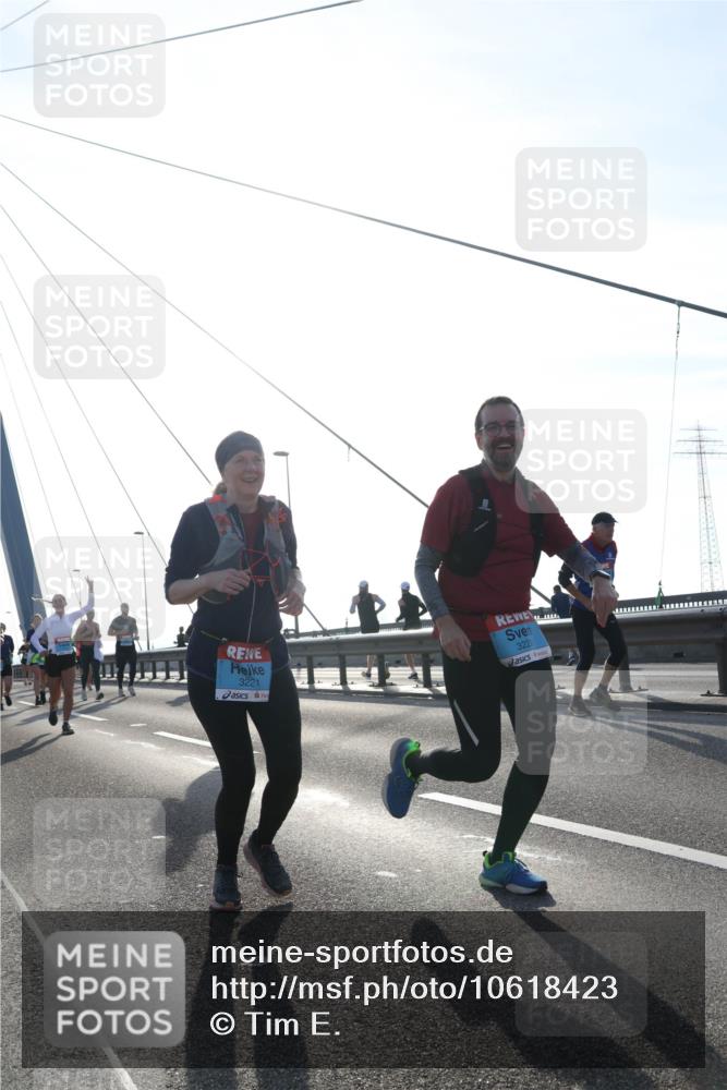 03.10.2026 - Köhlbrandbrückenlauf Tim E. http://msf.ph/oto/10618423 03.10.2026 09:36:30 Position 1 3221, 3220 meine-sportfotos.de