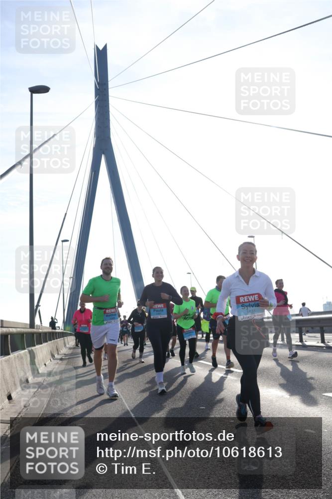 03.10.2026 - Köhlbrandbrückenlauf Tim E. http://msf.ph/oto/10618613 03.10.2026 09:36:47 Position 1 1631 meine-sportfotos.de