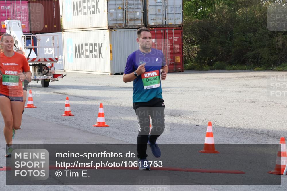 03.10.2026 - Köhlbrandbrückenlauf Tim E. http://msf.ph/oto/10618763 03.10.2026 16:22:26 Ziel 7163, 7530, 7793, 7945, 8414, 8983, 8991, 9386, 9487, 9789, 9832, 9834 meine-sportfotos.de