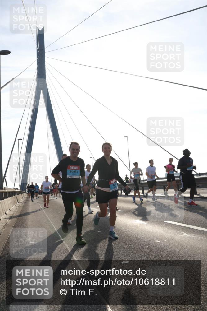 03.10.2026 - Köhlbrandbrückenlauf Tim E. http://msf.ph/oto/10618811 03.10.2026 09:36:58 Position 1 1341 meine-sportfotos.de