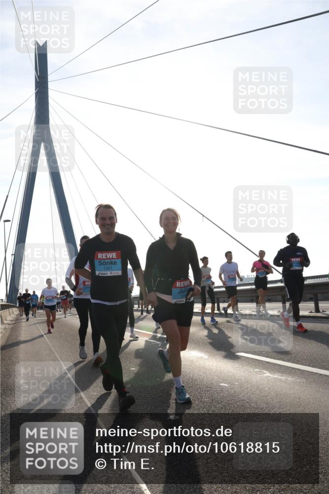 03.10.2026 - Köhlbrandbrückenlauf Tim E. http://msf.ph/oto/10618815 03.10.2026 09:36:59 Position 1 1341, 134 meine-sportfotos.de