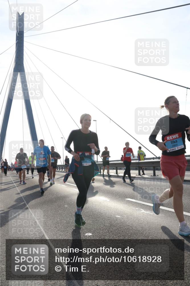 03.10.2026 - Köhlbrandbrückenlauf Tim E. http://msf.ph/oto/10618928 03.10.2026 09:37:07 Position 1 2835, 2866 meine-sportfotos.de