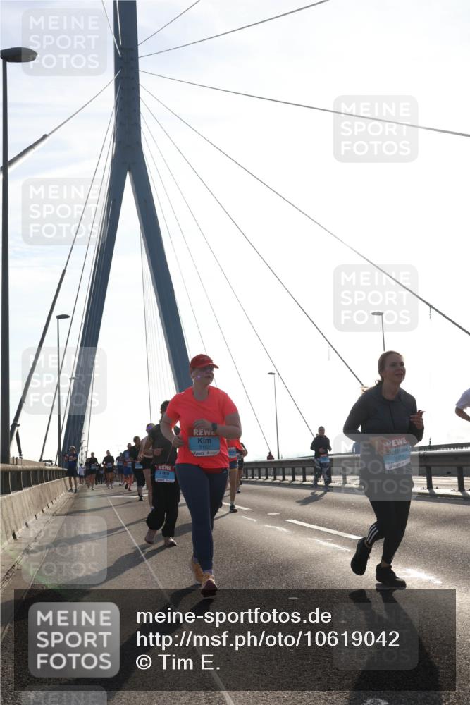 03.10.2026 - Köhlbrandbrückenlauf Tim E. http://msf.ph/oto/10619042 03.10.2026 09:37:15 Position 1 3162, 1913 meine-sportfotos.de