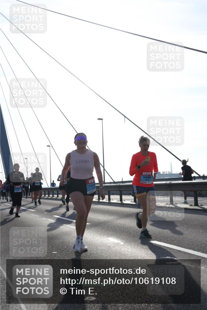 03.10.2026 - Köhlbrandbrückenlauf Tim E. http://msf.ph/oto/10619108 03.10.2026 09:37:18 Position 1 3492 meine-sportfotos.de
