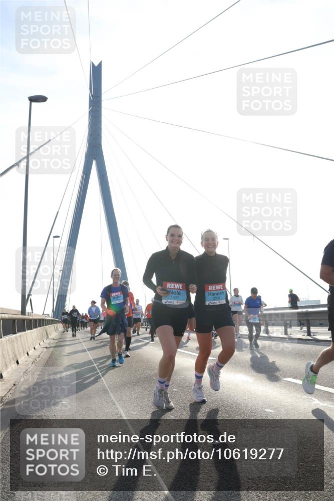 03.10.2026 - Köhlbrandbrückenlauf Tim E. http://msf.ph/oto/10619277 03.10.2026 09:37:29 Position 1 1407, 3306 meine-sportfotos.de