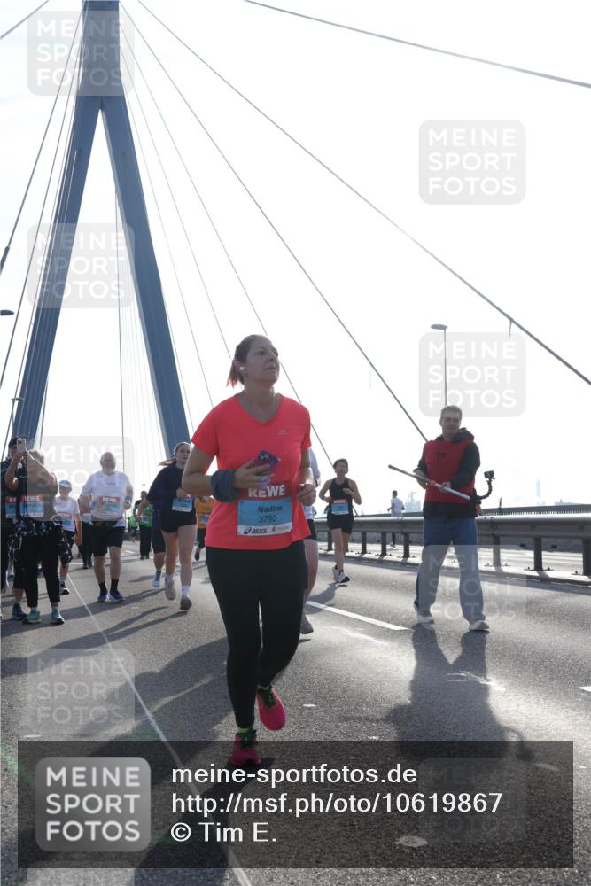 03.10.2026 - Köhlbrandbrückenlauf Tim E. http://msf.ph/oto/10619867 03.10.2026 09:38:15 Position 1 3792 meine-sportfotos.de
