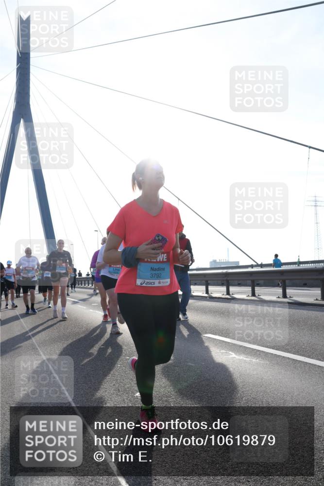03.10.2026 - Köhlbrandbrückenlauf Tim E. http://msf.ph/oto/10619879 03.10.2026 09:38:16 Position 1 3792 meine-sportfotos.de