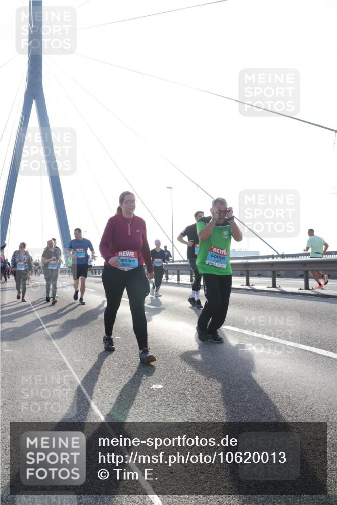03.10.2026 - Köhlbrandbrückenlauf Tim E. http://msf.ph/oto/10620013 03.10.2026 09:38:25 Position 1 3669, 1463 meine-sportfotos.de