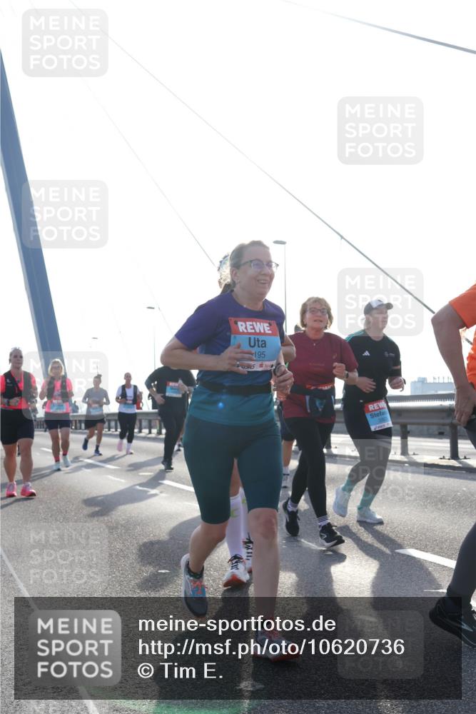 03.10.2026 - Köhlbrandbrückenlauf Tim E. http://msf.ph/oto/10620736 03.10.2026 09:39:37 Position 1 195 meine-sportfotos.de