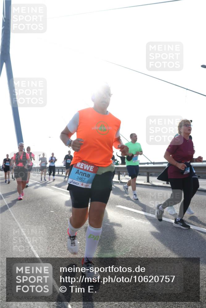 03.10.2026 - Köhlbrandbrückenlauf Tim E. http://msf.ph/oto/10620757 03.10.2026 09:39:38 Position 1 2467 meine-sportfotos.de