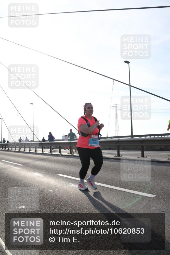 03.10.2026 - Köhlbrandbrückenlauf Tim E. http://msf.ph/oto/10620853 03.10.2026 09:39:47 Position 1 3573 meine-sportfotos.de