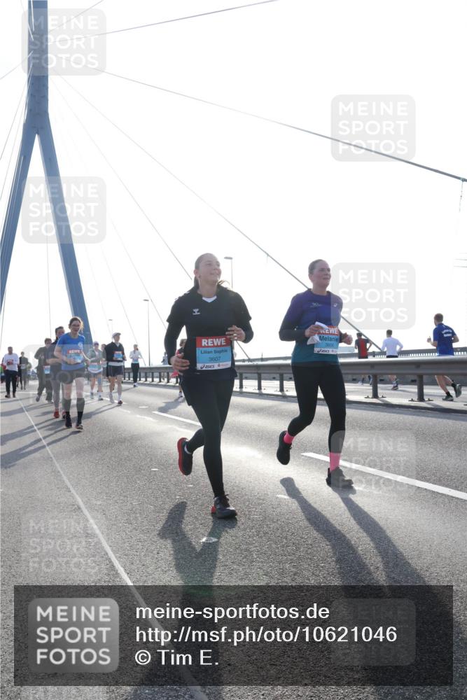 03.10.2026 - Köhlbrandbrückenlauf Tim E. http://msf.ph/oto/10621046 03.10.2026 09:40:02 Position 1 3607, 3606 meine-sportfotos.de