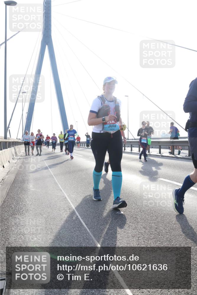 03.10.2026 - Köhlbrandbrückenlauf Tim E. http://msf.ph/oto/10621636 03.10.2026 09:41:04 Position 1 1634 meine-sportfotos.de