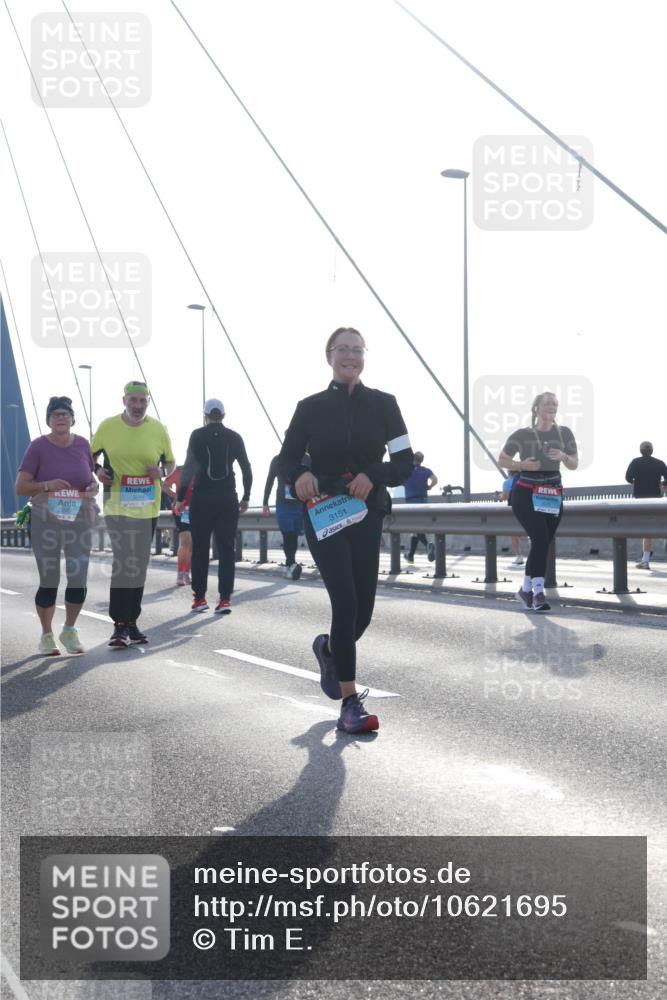 03.10.2026 - Köhlbrandbrückenlauf Tim E. http://msf.ph/oto/10621695 03.10.2026 09:41:08 Position 1 3151 meine-sportfotos.de